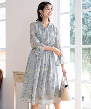 Tiaclasse 【洗える】程良い透け感のプリントボウタイワンピース サックス