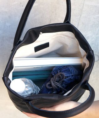 FOLNA RD ソフトレザートートバッグ ブラック