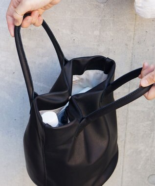 FOLNA RD ソフトレザートートバッグ ブラック