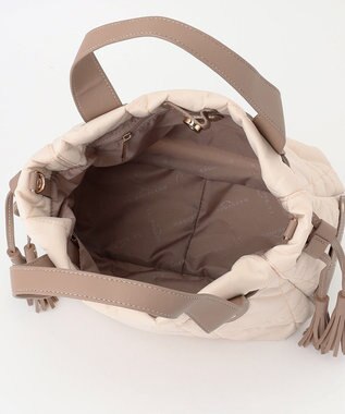 LA BAGAGERIE グリッドキルティングトート アイボリー