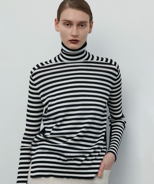 BEIGE， LA MONNAIE / タートルニット Navy Off Border