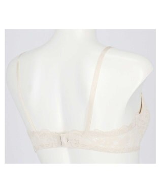 une nana cool リボンブラレース　胸もとフィットながもち～動いてもキレイはつづく～ BE