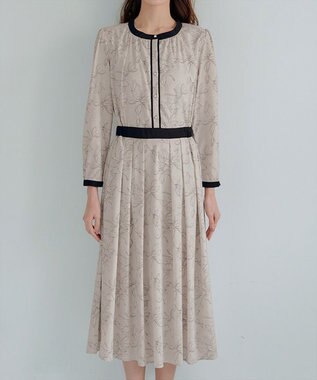 Tiaclasse L 【安田美沙子さん着用・新色/XSサイズ追加・洗える】フラワープリント配色ワンピース ベージュ