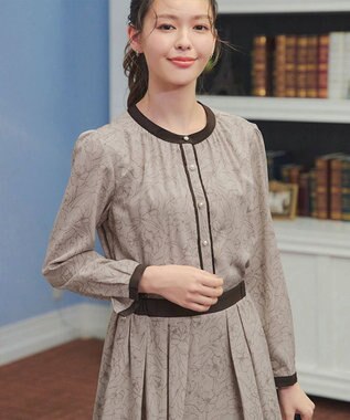 Tiaclasse L 【安田美沙子さん着用・新色/XSサイズ追加・洗える】フラワープリント配色ワンピース モカA