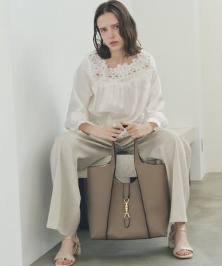 YECCA VECCA 【A4対応】メタルロックトートバッグ Beige