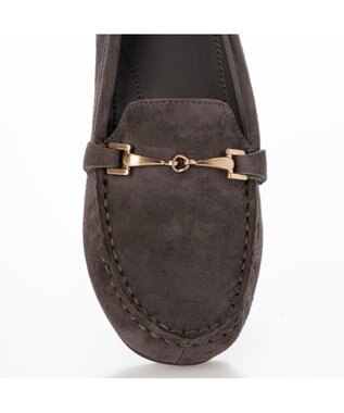 ing <ing>【3E】【サスティナブル】ビット付きモカシューズ ダークグレースエード