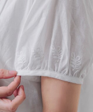 Tiaclasse 【洗える】パンチングレースピンタックチュニックブラウス オフホワイト