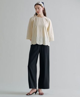 J.PRESS LADIES 【着こなしのポイントに】Traditional print  スクエア スカーフ ネイビー系