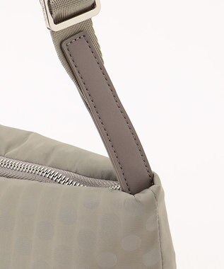 Y'SACCS はっ水ドットジャカード リサイクルレザーコンビ ショルダー グレージュ