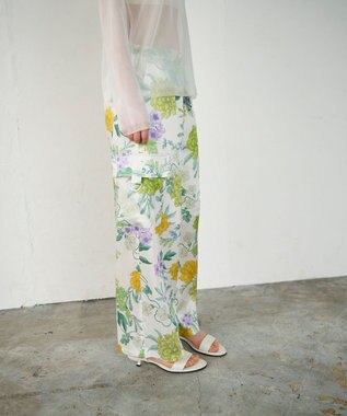 GRACE CONTINENTAL フラワープリントワークパンツ キナリ