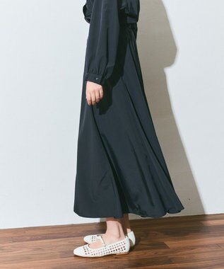 GRACE CONTINENTAL ナイロンボリュームスカート ブラック