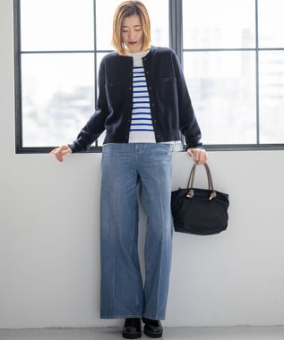 23区 【滝沢眞規子さん着用/RED CARD TOKYO×23区】 センタープレス デニム ワイド パンツ ライトブルー系