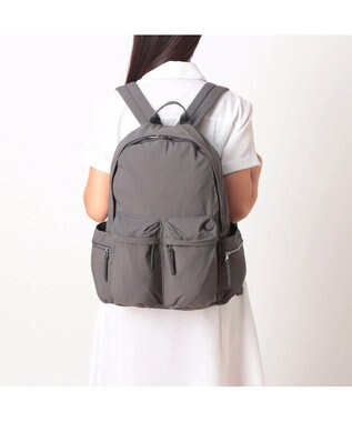 UNBILLION カシュカシュ cachecache / 10ポケットナイロンリュック