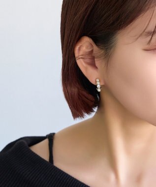 Phoebe 〈シリーズ累計販売15000点突破！〉〈痛くないシリーズ〉ノーブルパールシャインエアリーイヤリング シルバー シルバー