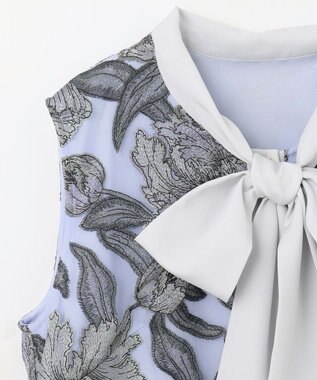 GRACE CONTINENTAL フラワー刺繍ミディドレス サックス