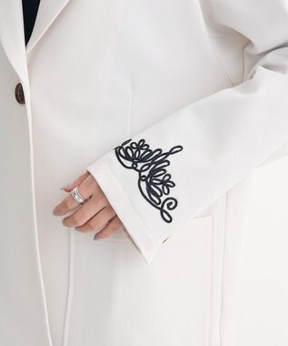 Green Parks ・ＥＬＥＮＣＡＲＥ　ＤＵＥ　袖コード刺繍ジャケッ Ivory