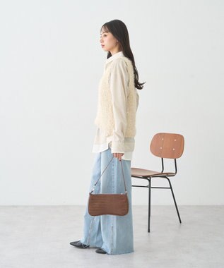 earth music&ecology ポンポンヤーンベスト Ivory