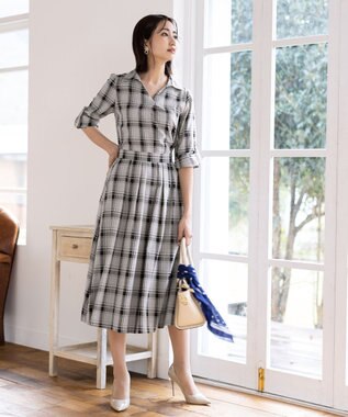 Tiaclasse 【洗える】小顔効果も期待できるスキッパーシャツワンピース グレージュチェック