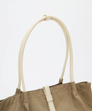 TOPKAPI 【TREASURE TOPKAPI】ナイロン センターベルト トートバッグ　A4 / 軽量 / 肩掛け グレージュ