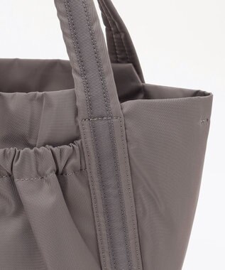 TOCCA 【WEB＆一部店舗限定】【撥水・サスティナブル素材】SOSTA MINIBAG ミニバッグ グレージュ系