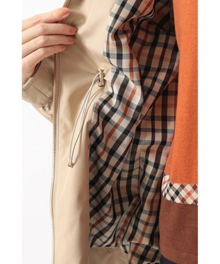 DAKS フーデッドライトタフタブルゾン ベージュ