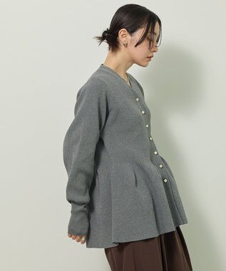 Green Parks 金釦ペプラムニットカーディガン Gray Mixture