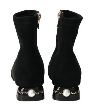 Bridget Birkin 【Bridget Birkin】パールチェーンヒールストレッチショートブーツ ブラックスウェード