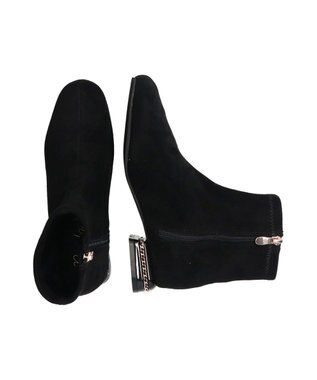 Bridget Birkin 【Bridget Birkin】パールチェーンヒールストレッチショートブーツ ブラックスウェード