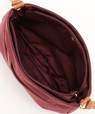 LA BAGAGERIE ポリエステルキャンバス　タックポシェット ワイン