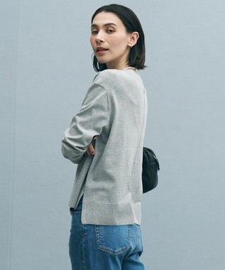 UNFILO マイビューティニット Vネック グレー