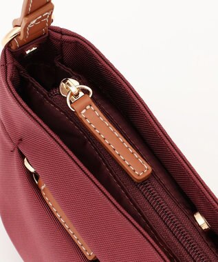LA BAGAGERIE ポリエステルキャンバス　タックポシェット ワイン