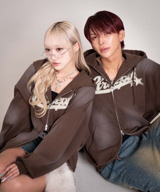 WEGO 【ユニセックス着用ITEM/MLサイズ展開】グラフィックZIPパーカー ブラウン