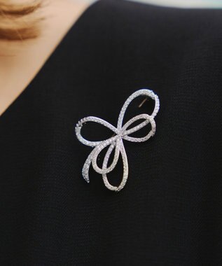 Tiaclasse クロスリボンデザインブローチ シルバー