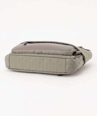 Y'SACCS はっ水ドットジャカード リサイクルレザーコンビ ショルダー グレージュ