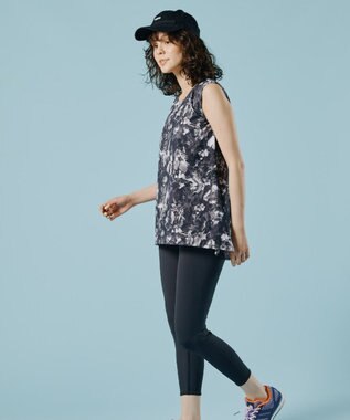 San-ai Resort（三愛水着楽園） 【水陸両用】　プリントカップ付きトップス　M・L　【Reir（レイール）】 ブラック