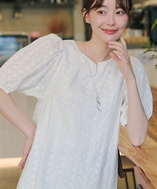 Tiaclasse 【2TYPE/総レース・袖レース】パンチングレースパフスリーブチュニックブラウス Aオフホワイト(総レース）