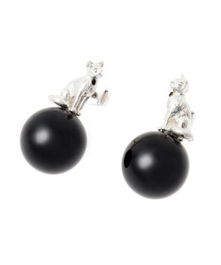YECCA VECCA パールキャットピアス Silver