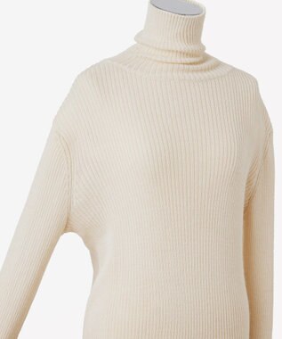 TOQUE 〈大草直子さんアドバイザー〉ベビーアルパカ×シルク ハイネックニット ホワイト