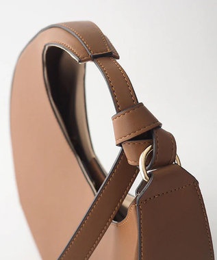 style code [Lyrss/リルス] イタリア製牛トコ皮 ハーフムーンエシカル レザー バッグ キャメル