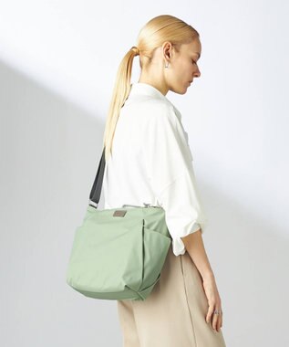 Y'SACCS 【ナイロンタフタ】トラベルショルダー