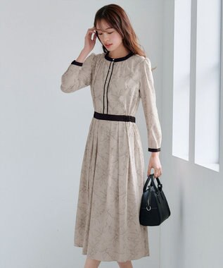 Tiaclasse L 【安田美沙子さん着用・新色/XSサイズ追加・洗える】フラワープリント配色ワンピース ベージュ