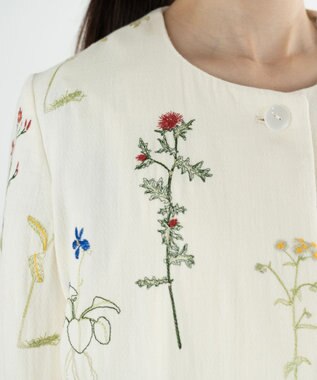 muuc ボタニカル刺繍のジャケット ホワイト