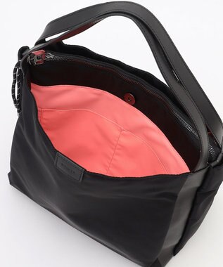 Y'SACCS 【大人のおしゃれ手帖10月号掲載】市川実和子×Y'SACCS　ナイロンすっきりトート ブラック