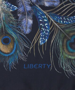 LIBERTY. ピーコック マナー プリューム シルクスカーフ 90 ネイビー