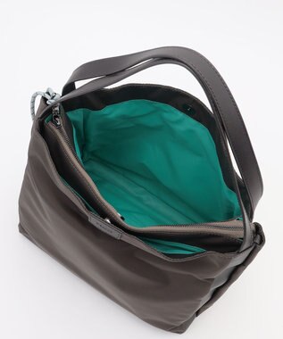 Y'SACCS 【大人のおしゃれ手帖10月号掲載】市川実和子×Y'SACCS　ナイロンすっきりトート ダークグレー