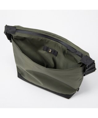 ACE BAGS & LUGGAGE ace. ラグマスター2 ショルダーバッグ  B5サイズ 17766 エース カーキ