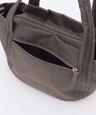 TOCCA 【WEB＆一部店舗限定】【撥水・サスティナブル素材】SOSTA MINIBAG ミニバッグ グレージュ系