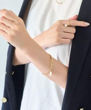 Phoebe <オンワード限定セット>スライヴパールネックレス×フロウラインメタルブレスレット ゴールド