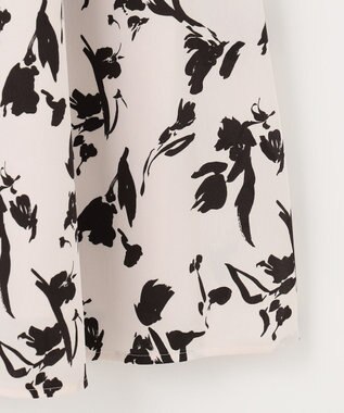 23区 ペイントフラワープリント スカート アイボリー