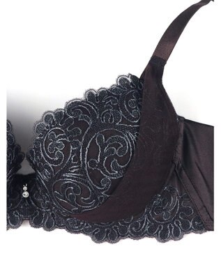 Wing ブラジャー バストを高い位置でキープ 谷間メイク 着やせシルエット 【8000シリーズ】 Gカップまで対応 大きいサイズ PB8000 ウイング／ワコール ブラック